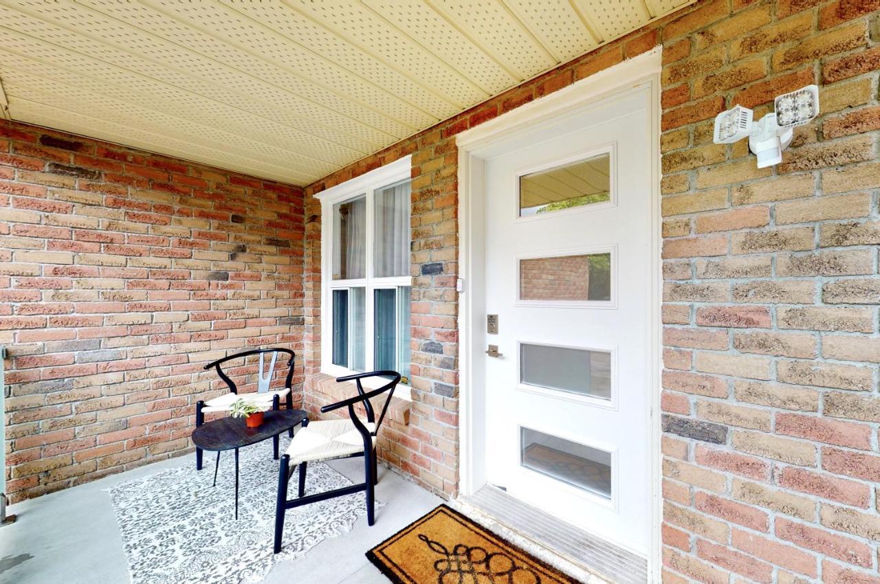 Modern Bright Cozy 3Bed 3Bath Vacation House In Ajax, Greater Toronto Area Gta, On, Canada Экстерьер фото
