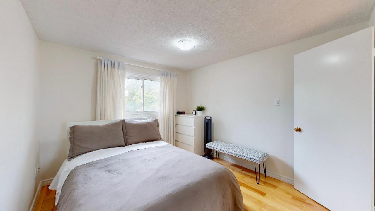 Modern Bright Cozy 3Bed 3Bath Vacation House In Ajax, Greater Toronto Area Gta, On, Canada Экстерьер фото