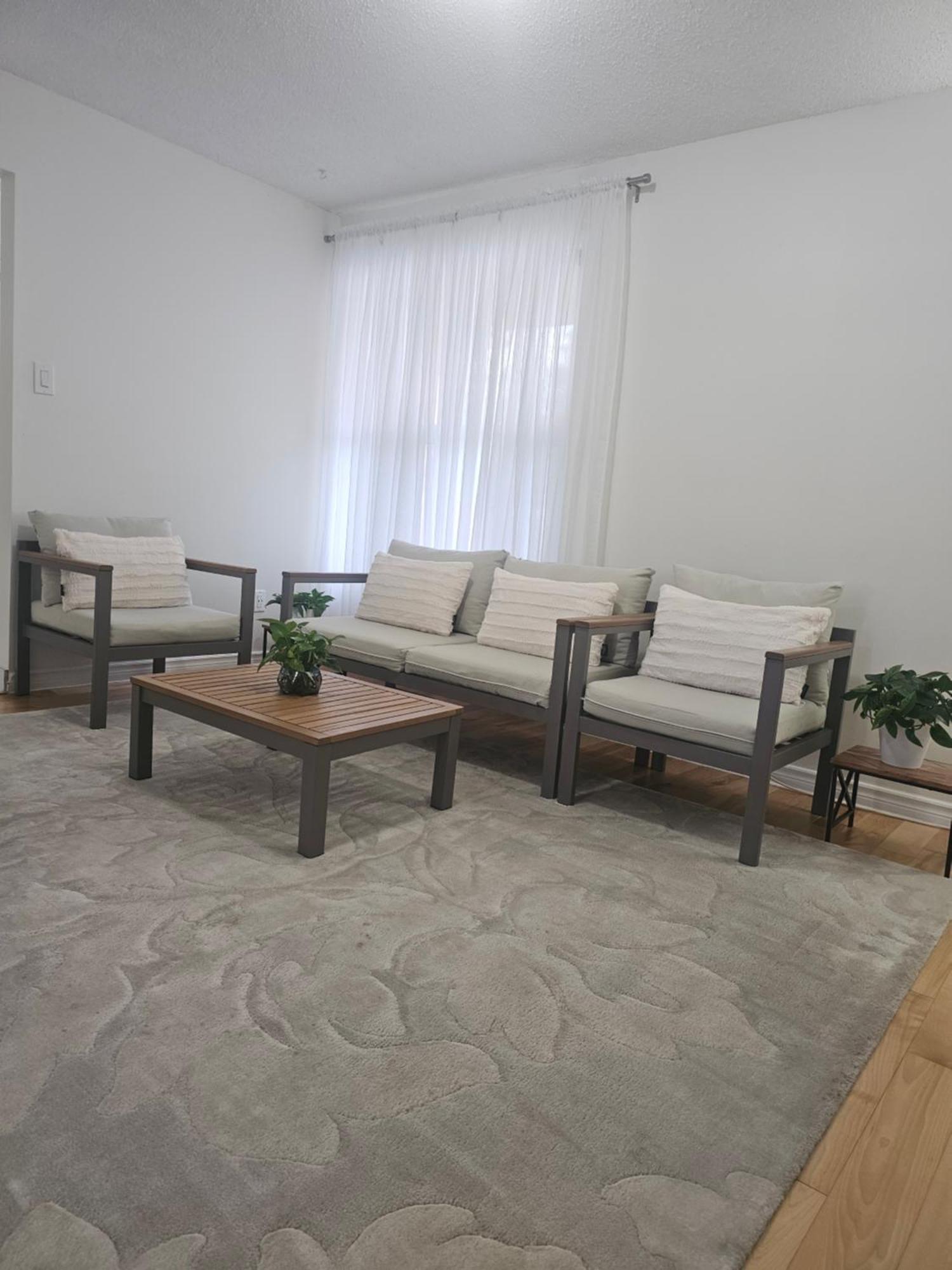 Modern Bright Cozy 3Bed 3Bath Vacation House In Ajax, Greater Toronto Area Gta, On, Canada Экстерьер фото